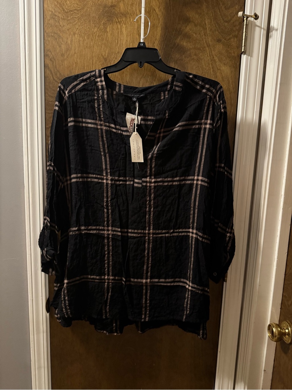 Women’s Black Plaid Lightweight V-Neck Top